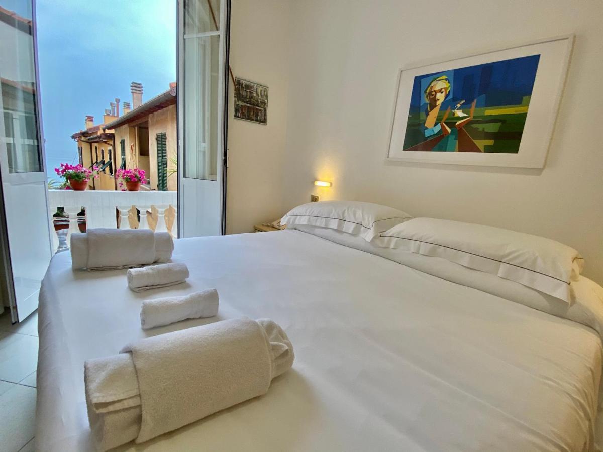 Hotel Alba Chiara 피날레리구레 외부 사진